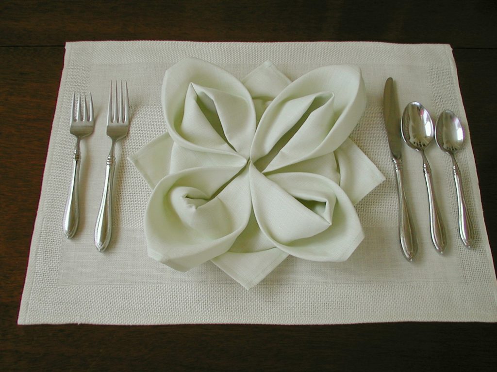 Etamine Band Apple White Linen Rectangle Placemat - 13" x 19"