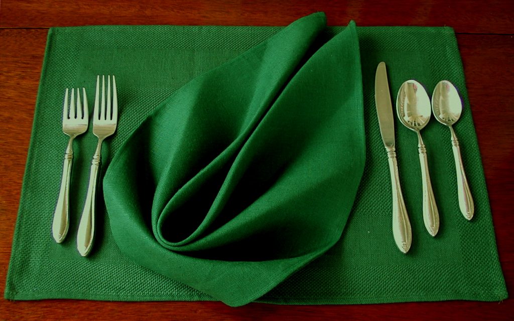 Dark Green Etamin Banded Linen Placemat