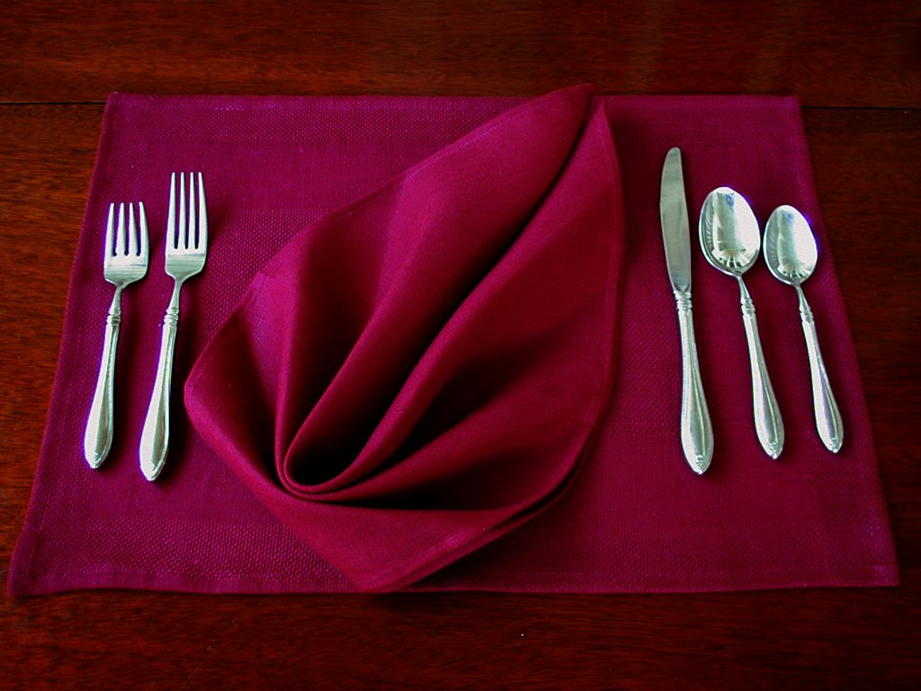 Etamine Banded Burgundy Linen Placemat