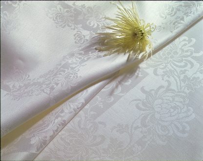 Fine Irish Linen Chrysanthemum Tablecloth Round