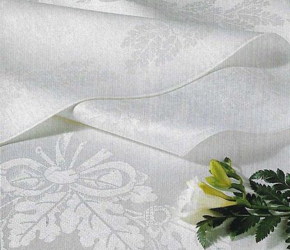 Damask Oak Leaf Linen Rectangle Tablecloth